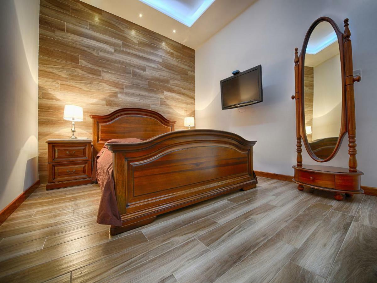 Villa Anthony'S Maisonette à Qala Extérieur photo