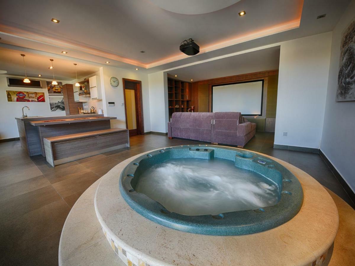 Villa Anthony'S Maisonette à Qala Extérieur photo